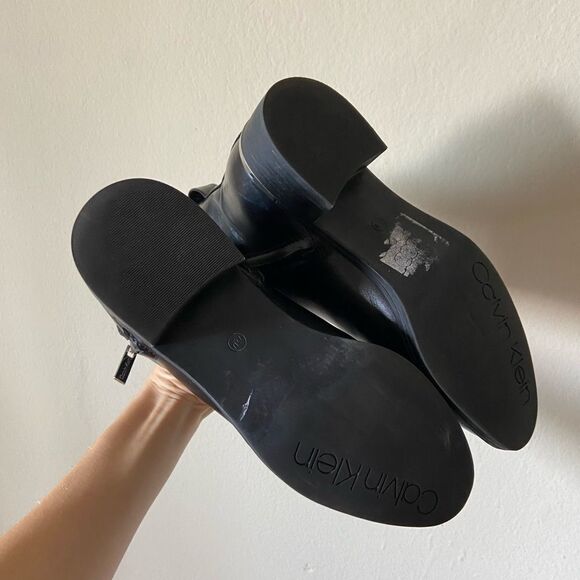 Calvin Klein Deniece Black Booties Block Heel Ankle Size 7,5 - Picture 3 of 10